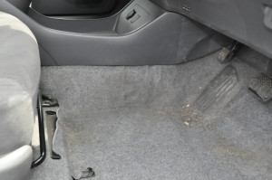 Toyota_Prius_floorcarpet_041220152