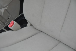 Nissan_Tiida_seat_111920154
