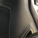 フェラーリ カリフォルニア 本革シート背面の凹み補修