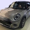 BMW Mini レザー生地と布生地の焦げ穴補修