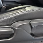 ホンダ NBox レザーシートの破れ補修