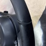 マツダ３ 本革ステアリングの色褪せ？補修