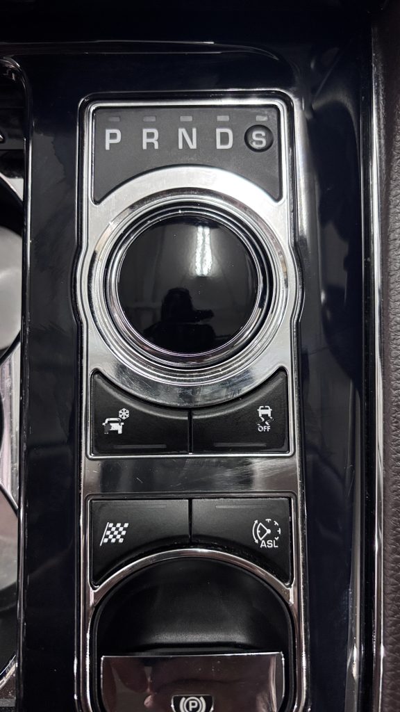 ジャガー XJ 内装スイッチのベタツキ補修