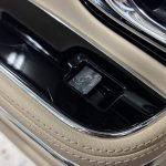 ジャガー XJ パワーウィンドウスイッチのベタツキ補修