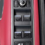 レンジローバー スポーツ パワーウィンドウスイッチのベタツキ補修