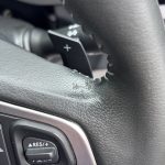 スバル フォレスター ステアリングの生地剥がれ、爪痕傷(？)補修