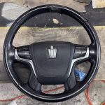 トヨタ クラウン ステアリングの生地剥がれ補修